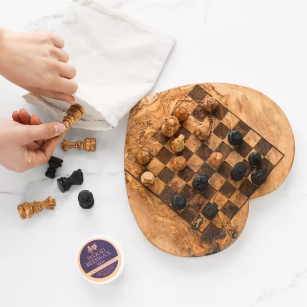 Jeu d'échecs en forme de cœur – Image 2