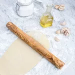 Rouleau à pâtisserie en bois d'olivier marbré – Image 3