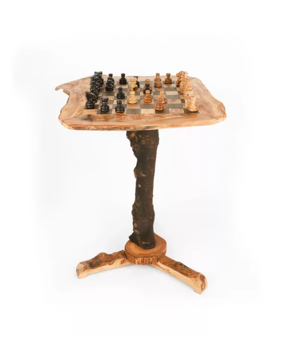 Table de jeu d’échecs avec bords naturels