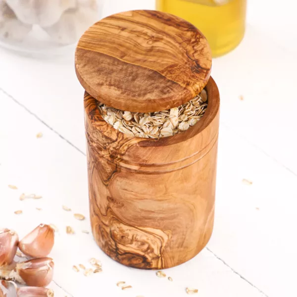 Boîte à épices cylindrique en bois d'olivier avec cuillère – Image 2