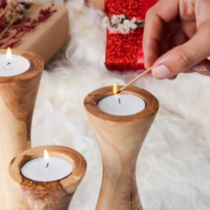 Porte-bougie en bois forme calice
