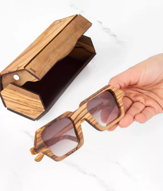 Lunettes de soleil en bois mixte – Cadre épais