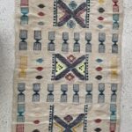 Tapis Berbère Floraison du Désert - Fond Blanc avec Motif Florissant 200x120 cm – Image 2